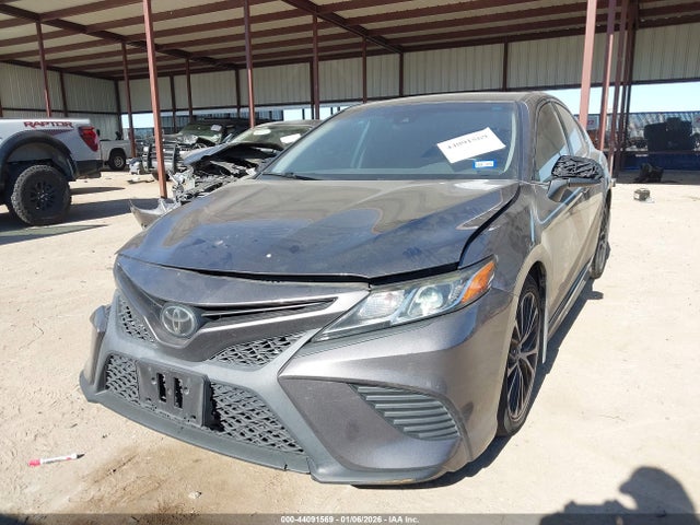 2020 Toyota Camry Se მანქანა იყიდება აუქციონზე, vin: 4T1G11AK6LU305299, აუქციონის ნომერი: 44091569