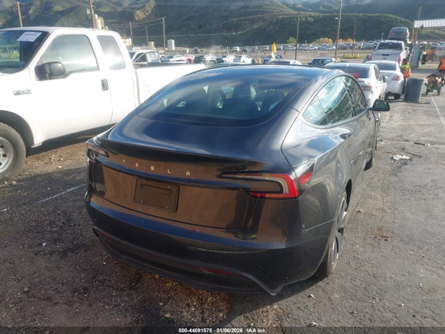 2025 TESLA MODEL 3 5YJ3E1EA0SF984356 Photo 3