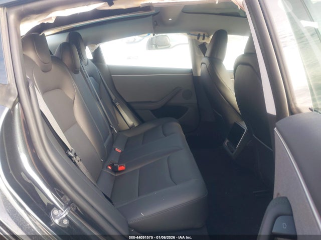 2025 TESLA MODEL 3 5YJ3E1EA0SF984356 Photo 7