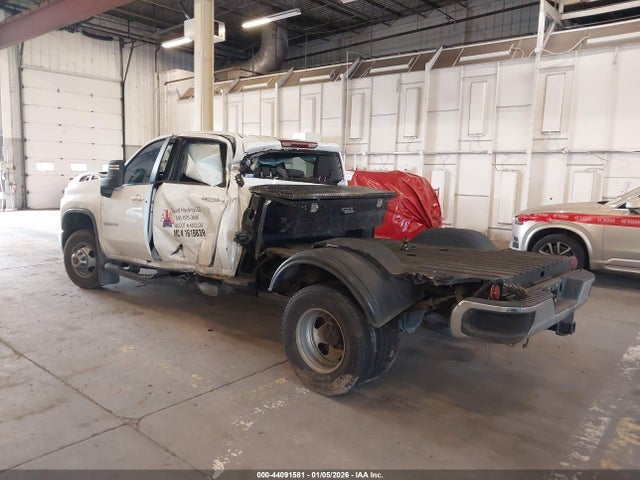 2022 CHEVROLET SILVERADO 3500HD 1GC4WSEY8NF117517 Photo 2