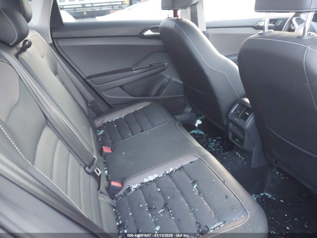 Продажа на аукционе авто 2022 Volkswagen Taos 1.5t Sel, vin: 3VV2X7B2XNM088833, номер лота: 44091607
