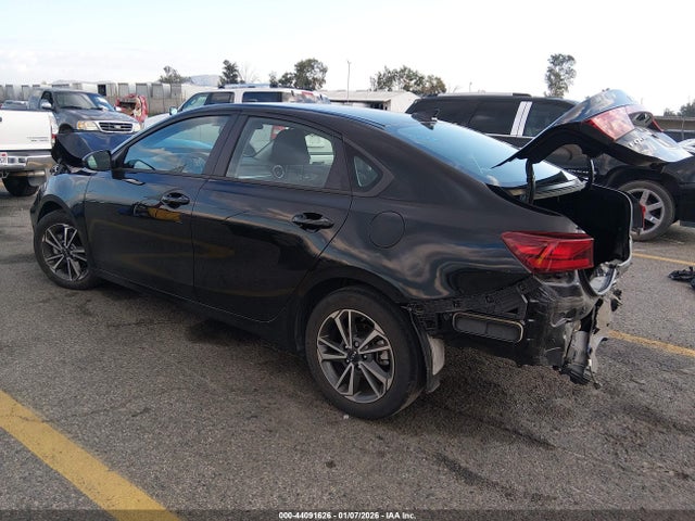 KIA Forte Lxs 2023 3KPF24AD3PE529618 Image 3