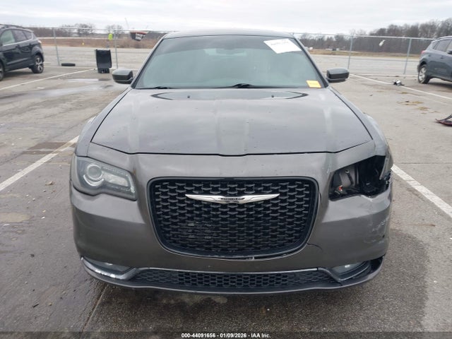 Chrysler 300 300s 2015 2C3CCAGGXFH904511 Image 12