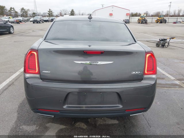 Chrysler 300 300s 2015 2C3CCAGGXFH904511 Image 16