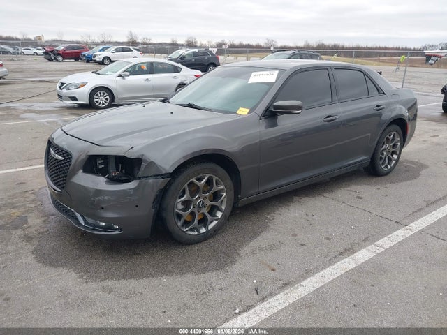Chrysler 300 300s 2015 2C3CCAGGXFH904511 Image 2