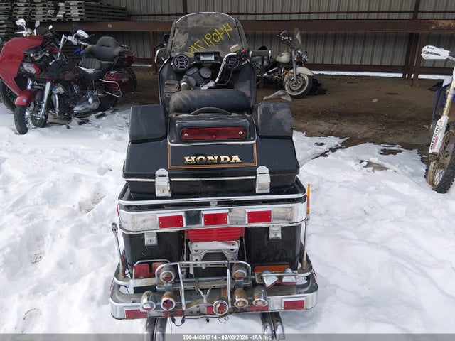 1982 HONDA GL1100 1HFSC0219CA203155 Photo 5