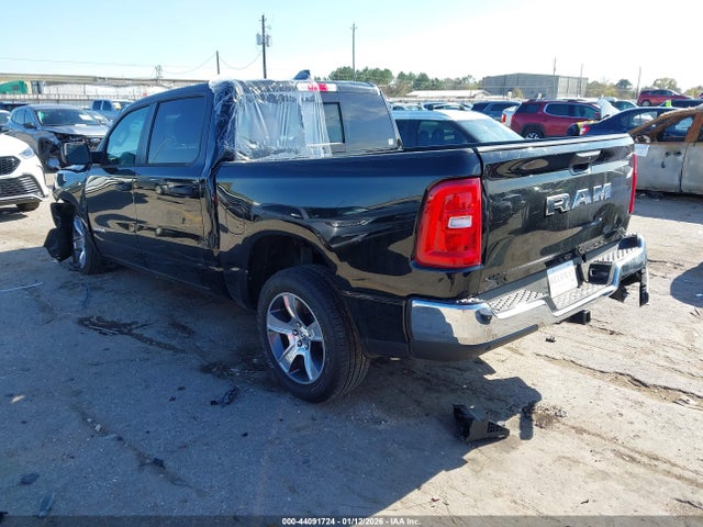 2025 RAM 1500 1C6RREGG7SN170253 Photo 2