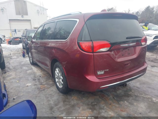 2020 CHRYSLER PACIFICA 2C4RC1BG9LR107816 Photo 2