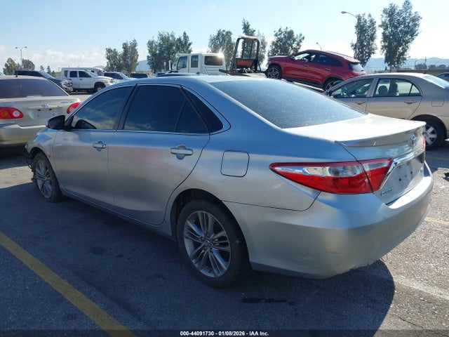 4T1BF1FK1GU257995 Toyota CAMRY SE