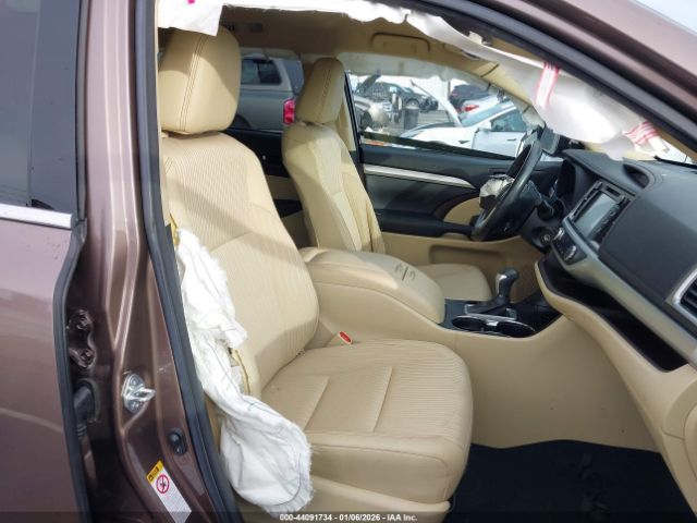 2017 TOYOTA HIGHLANDER 5TDZZRFH5HS218183 Photo 4