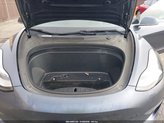 2018 TESLA MODEL 3 5YJ3E1EA5JF040678 Photo 9