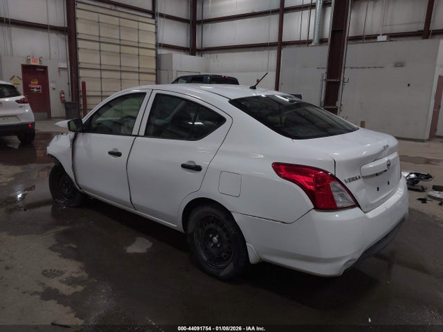 Nissan Versa 1.6 S 2016 3N1CN7AP3GL842060 Image 3
