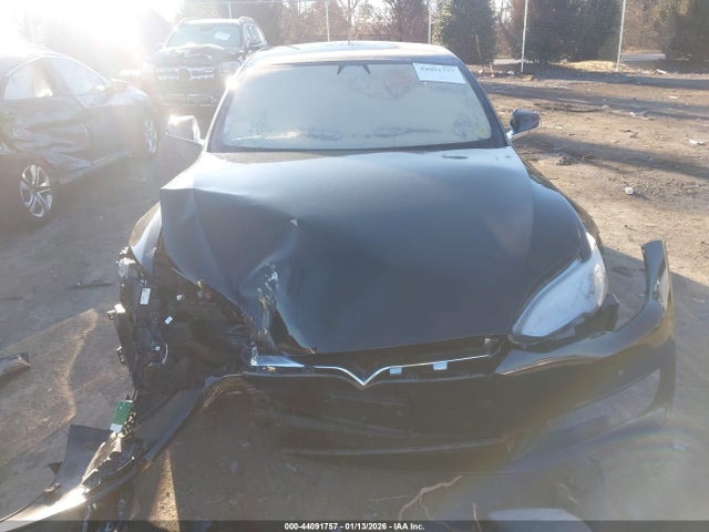 44091757 :رقم المزاد ، 5YJSA1E21HF197344 vin ، 2017 Tesla Model S 100d/60d/75d/90d/p100d مزاد بيع
