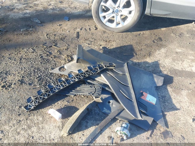 44091757 :رقم المزاد ، 5YJSA1E21HF197344 vin ، 2017 Tesla Model S 100d/60d/75d/90d/p100d مزاد بيع