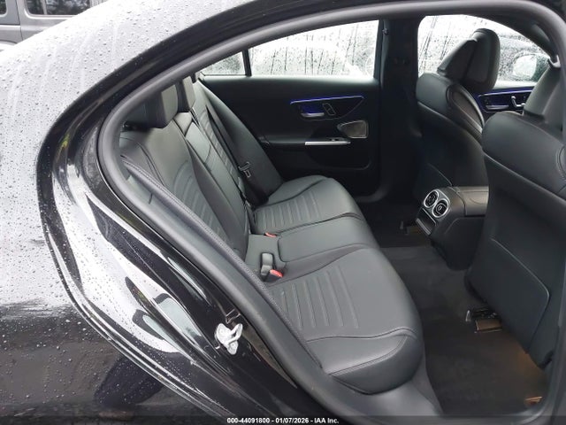 W1KAF4HB5RR182230 Mercedes-Benz C 300