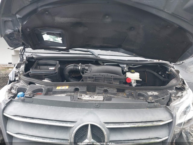 W1W4EBVY6LT024078 Mercedes-Benz Sprinter 2500 Standard Roof V6