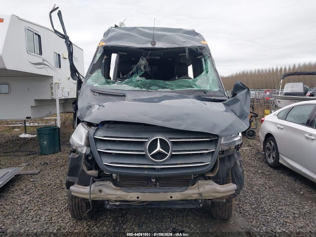 W1W4EBVY6LT024078 Mercedes-Benz Sprinter 2500 Standard Roof V6