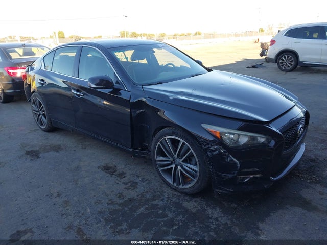 2016 INFINITI Q50 HYBRID JN1AV7AP3GM490238