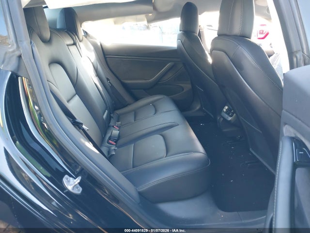 2019 TESLA MODEL 3 5YJ3E1EA2KF305543 Photo 7