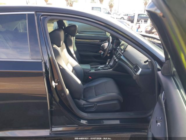 2018 HONDA ACCORD 1HGCV1F30JA032353 Photo 4