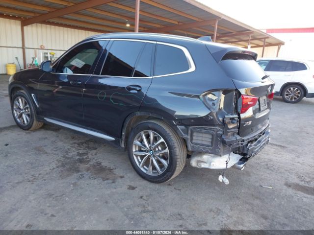 2019 BMW X3 5UXTR9C54KLE12102 Photo 2