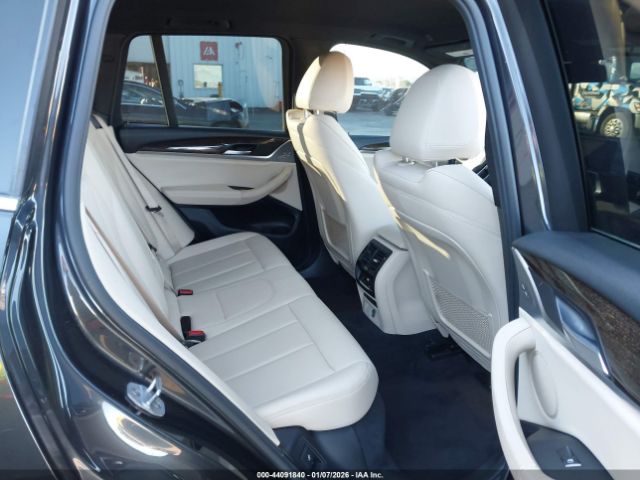 2019 BMW X3 5UXTR9C54KLE12102 Photo 7