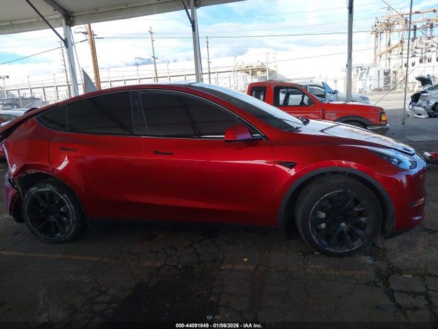 Aukcja sprzedaży 2024 Tesla Model Y Long Range Dual Motor All-wheel Drive, vin: 7SAYGDEE5RA251833, numer aukcji: 44091849