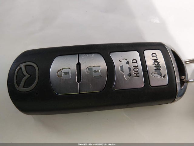 JM1BM1W78G1318640 Mazda Mazda3 I Touring