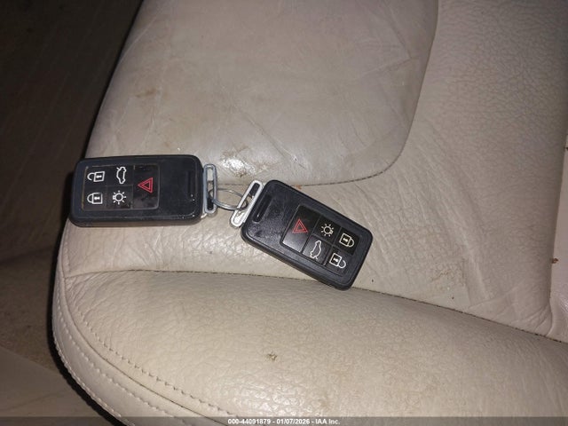 2011 VOLVO S60 YV1902FHXB2007958 Photo 10