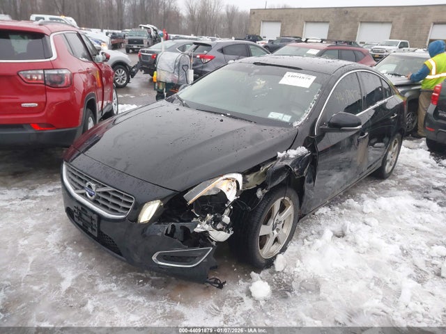 2011 VOLVO S60 YV1902FHXB2007958 Photo 1
