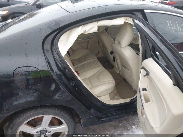 2011 VOLVO S60 YV1902FHXB2007958 Photo 7