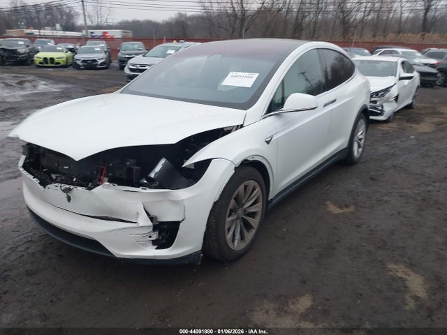 2018 TESLA MODEL X 5YJXCBE20JF132559 Photo 5