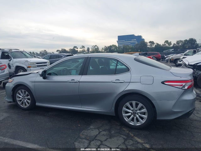 4T1B11HK9KU844045 Toyota CAMRY LE