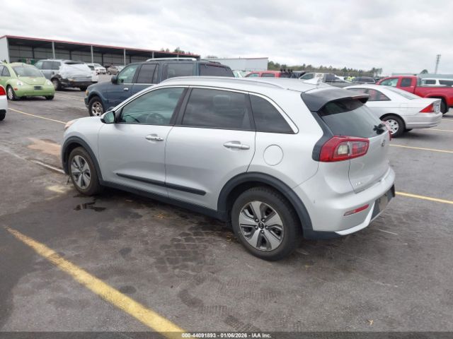 2019 KIA NIRO KNDCB3LC8K5257721 Photo 2