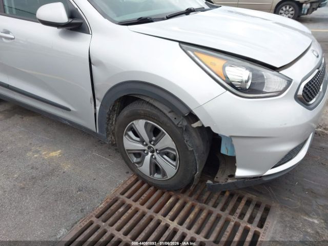 2019 KIA NIRO KNDCB3LC8K5257721 Photo 5