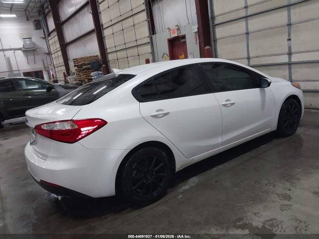 2016 KIA FORTE KNAFX4A64G5514251 Photo 3