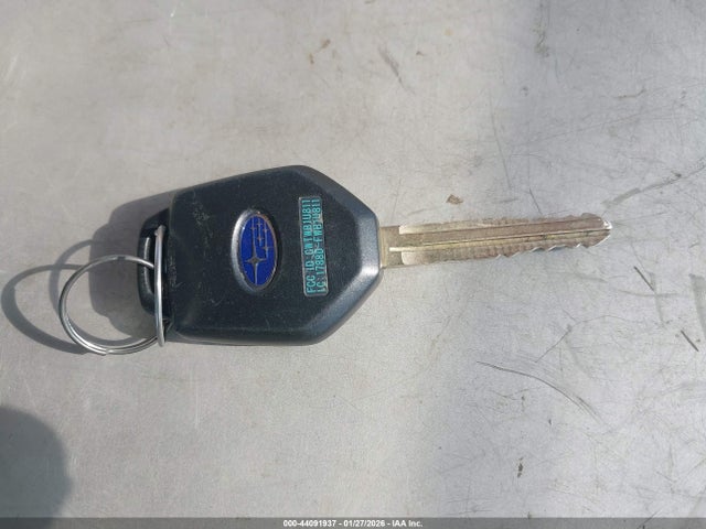 JF1GJAA61FH020861 Subaru Impreza 2.0i