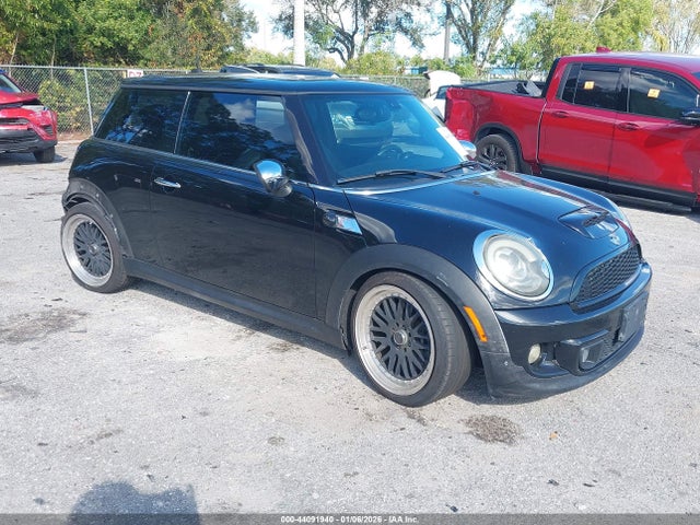 2013 MINI HARDTOP WMWSV3C56DT388887 Photo 0