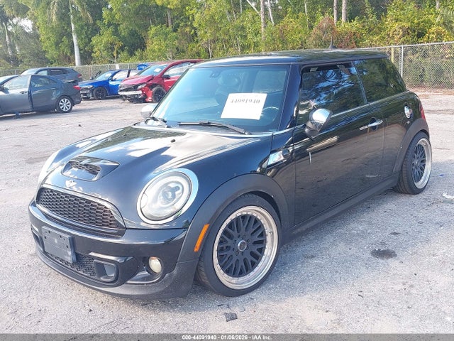 2013 MINI HARDTOP WMWSV3C56DT388887 Photo 1