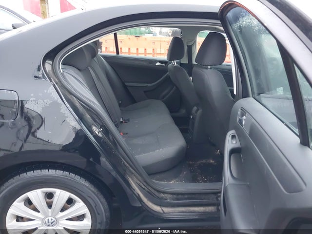 Продаж на аукціоні авто 2014 Volkswagen Jetta 2.0l S, vin: 3VW2K7AJ3EM353420, номер лоту: 44091947
