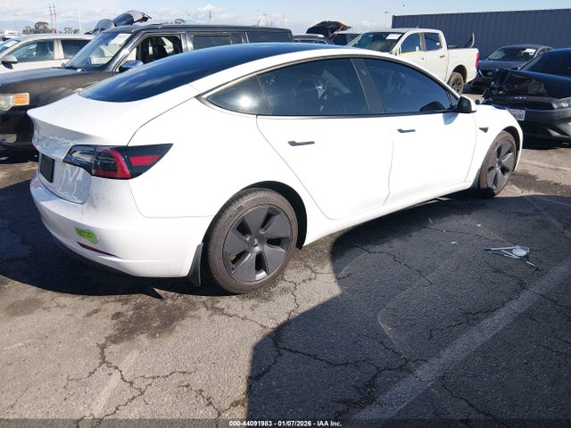 2023 TESLA MODEL 3 5YJ3E1EA2PF435491 Photo 3