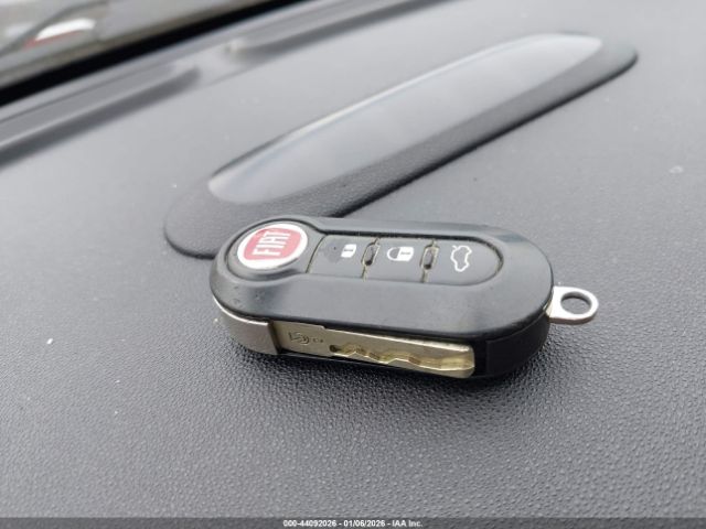 2015 FIAT 500E 3C3CFFGE1FT575966 Photo 10