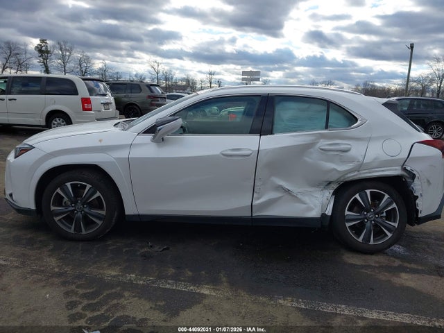 2023 Lexus Ux 250h Premium მანქანა იყიდება აუქციონზე, vin: JTHP9JBH9P2067495, აუქციონის ნომერი: 44092031