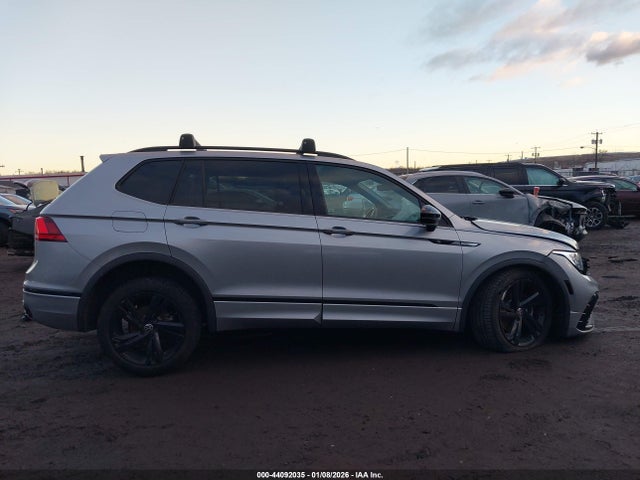 2024 Volkswagen Tiguan 2.0t Se R-line Black მანქანა იყიდება აუქციონზე, vin: 3VV8B7AX8RM197108, აუქციონის ნომერი: 44092035
