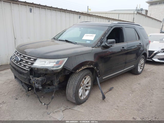 1FM5K7D82HGB52319 Ford EXPLORER XLT