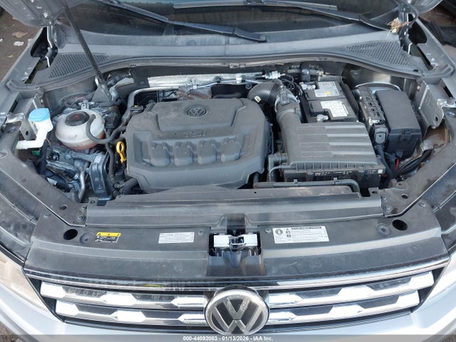 Продаж на аукціоні авто 2020 Volkswagen Tiguan 2.0t Se/2.0t Se R-line Black/2.0t Sel, vin: 3VV3B7AX6LM102353, номер лоту: 44092083