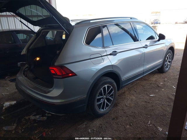Продаж на аукціоні авто 2020 Volkswagen Tiguan 2.0t Se/2.0t Se R-line Black/2.0t Sel, vin: 3VV3B7AX6LM102353, номер лоту: 44092083