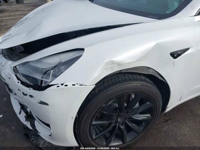 Продаж на аукціоні авто 2019 Tesla Model 3, vin: 5YJ3E1EA3KF407627, номер лоту: 44092099