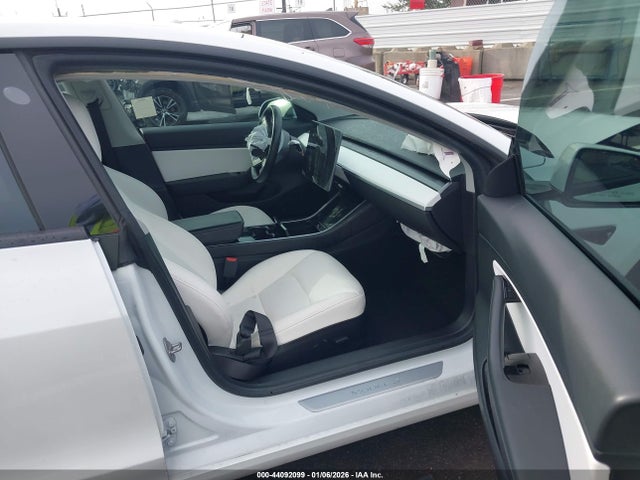 Продаж на аукціоні авто 2019 Tesla Model 3, vin: 5YJ3E1EA3KF407627, номер лоту: 44092099
