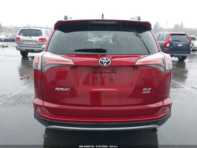 Toyota Rav4 Xle 2018 2T3RFREV9JW823232 Image 17